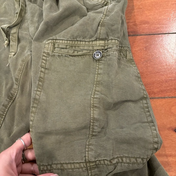 Soft Green Joggers - Picture 5 of 6